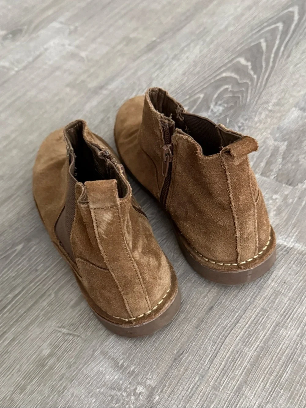 Kids / Boys Brown Suede Chelsea Boots